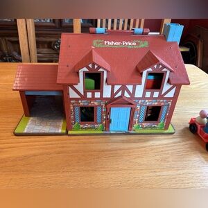 Vintage Fisher Price Tudor House Playset 952 and Accessories